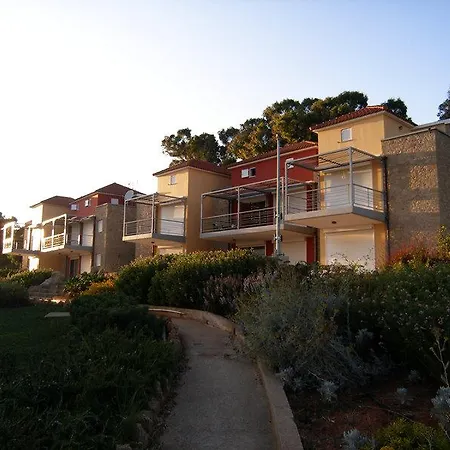 Вилла Dialiskari