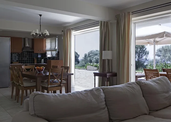 Dialiskari Villa Marathopoli