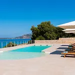 Villa Dialiskari