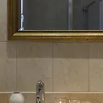 Vila Dialiskari *