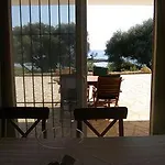 Dialiskari Vila *