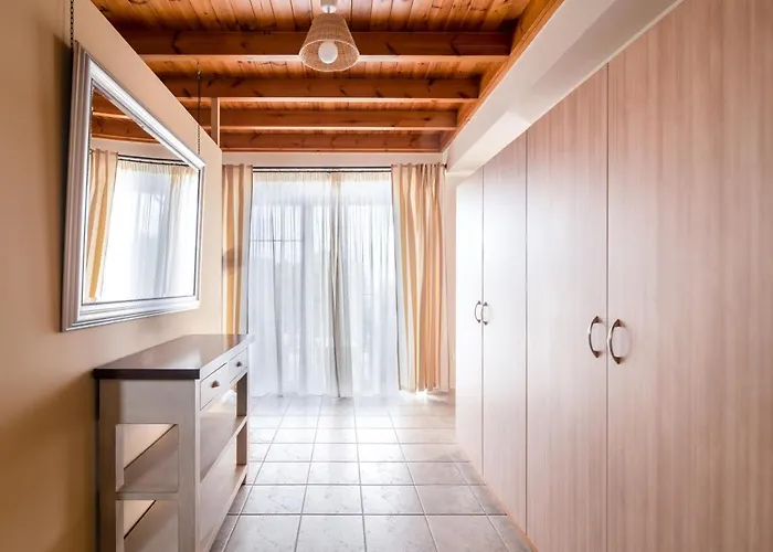 Dialiskari Villa Marathopoli